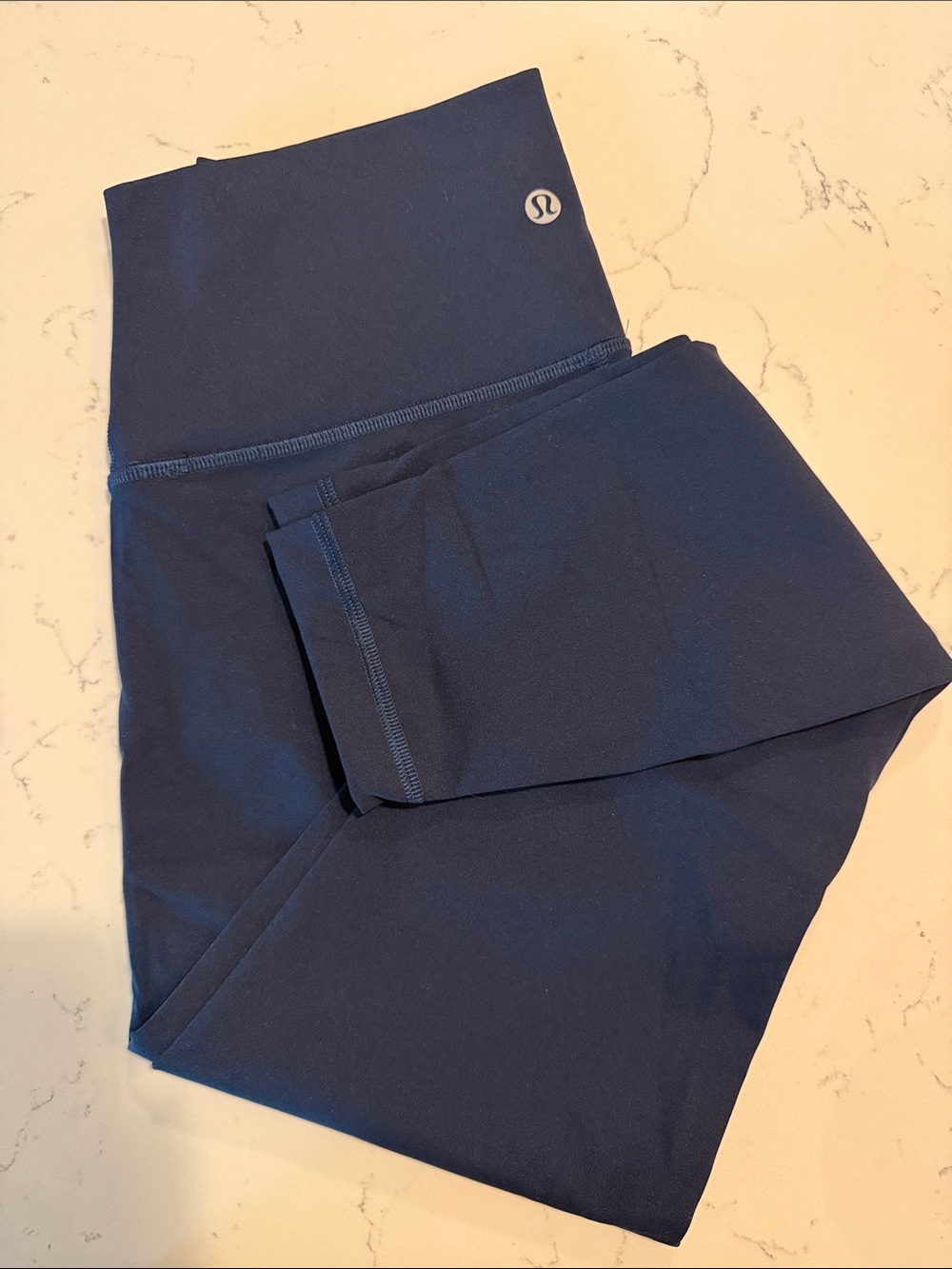 Lululemon wunder under true navy leggings